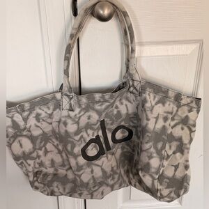 ALO Yoga Gray Tie-Dye Canvas Tote